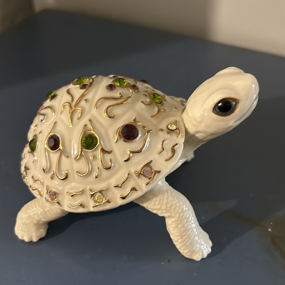 Lenox turtle - Picture 3 of 7